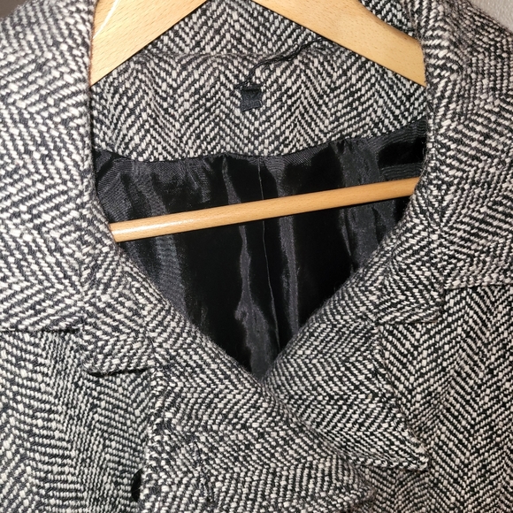 Kismet Herringbone Tweed Pea Coat - Picture 4 of 14
